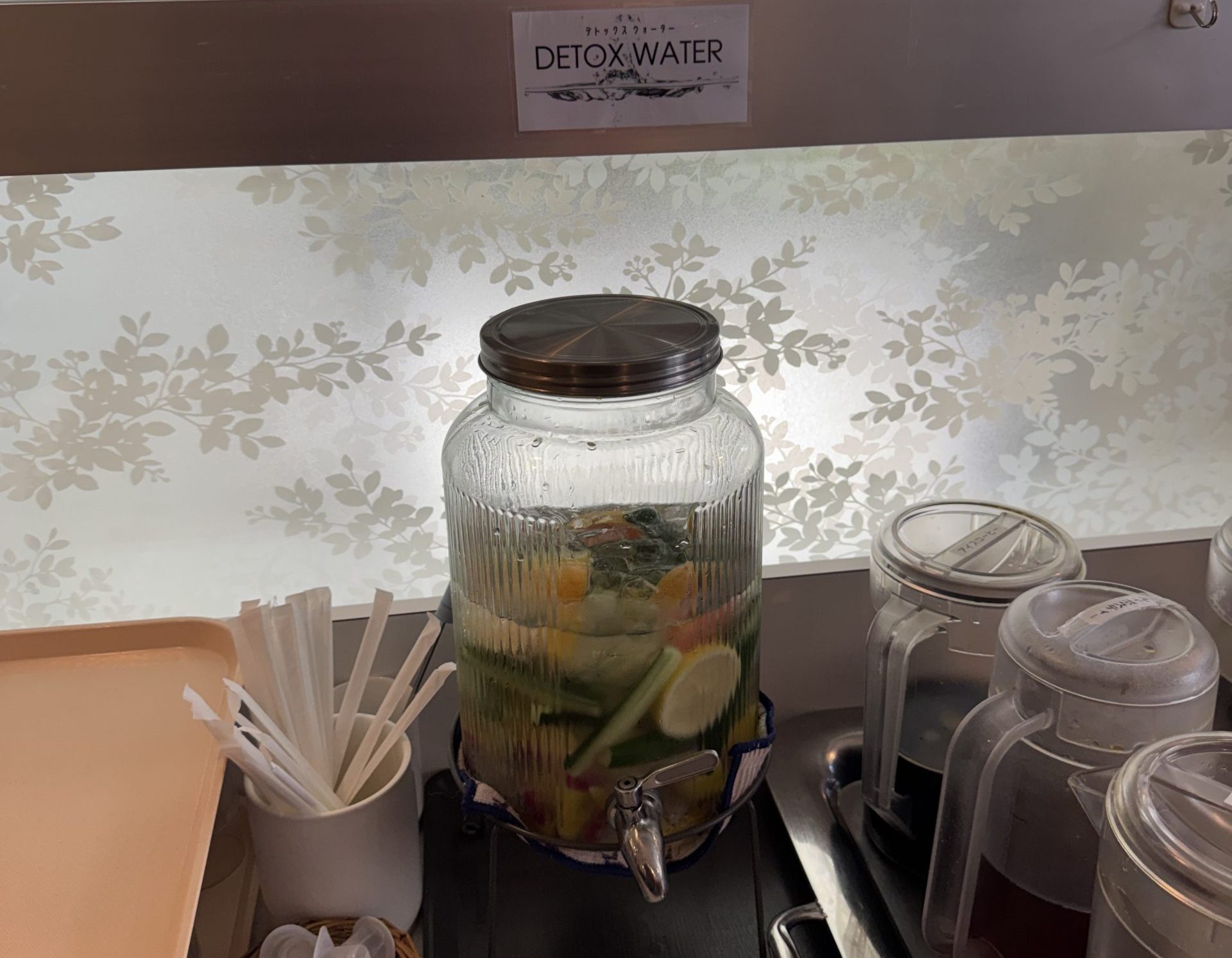 デットックスドリンク